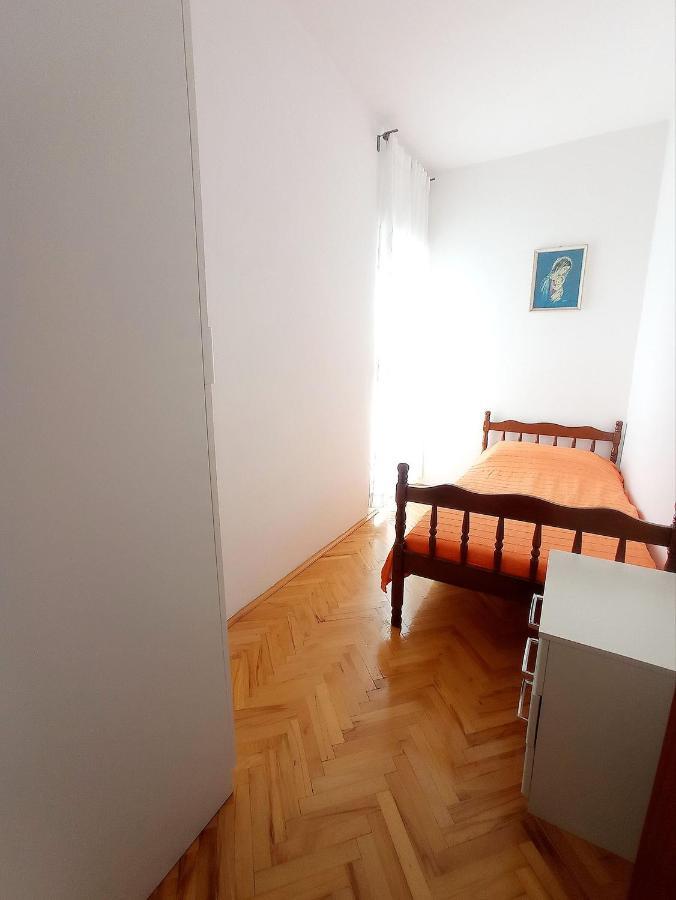 Apartment Prcela 1 Dolac Bagian luar foto